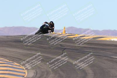 media/Jan-10-2025-CVMA Friday Practice (Fri) [[489e0da257]]/Group 4 and Trackday/Session 3 (Turns 9 and 10)/